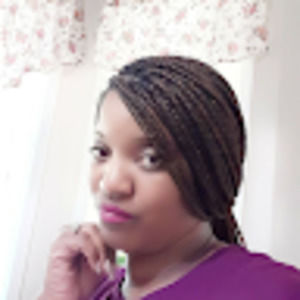 Meet your Posher, Monique